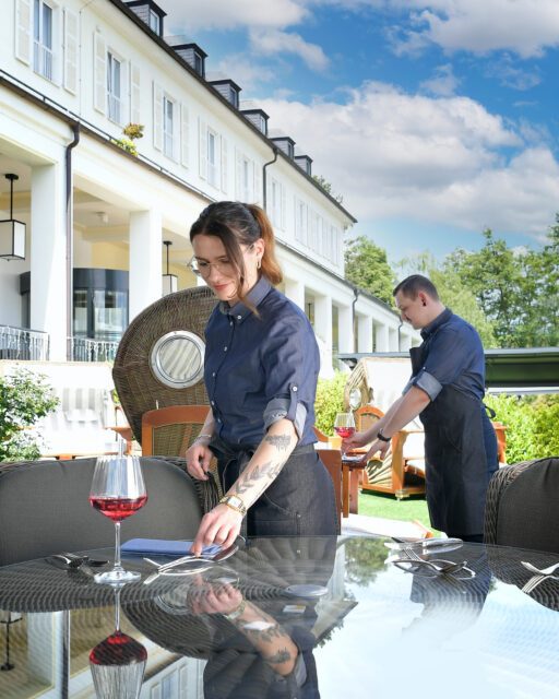 SEE12-restaurant-team-slider-01